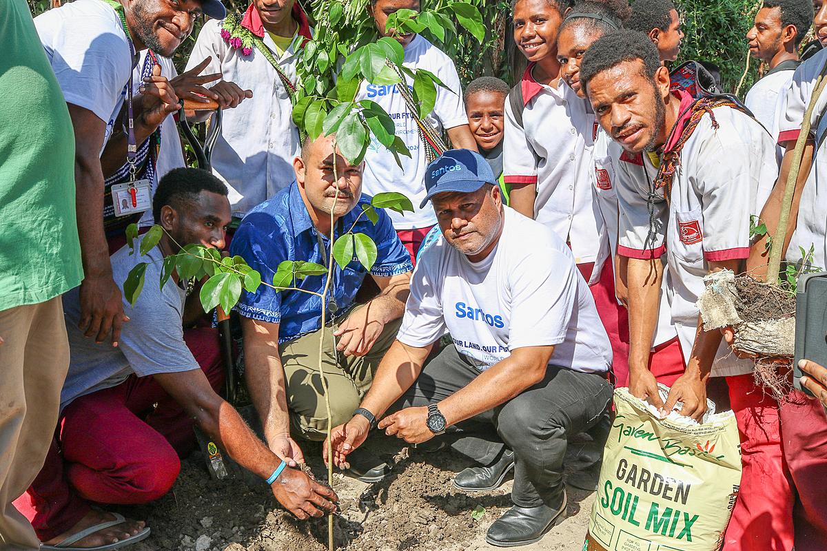 Santos celebrates World Environment Day in the communities