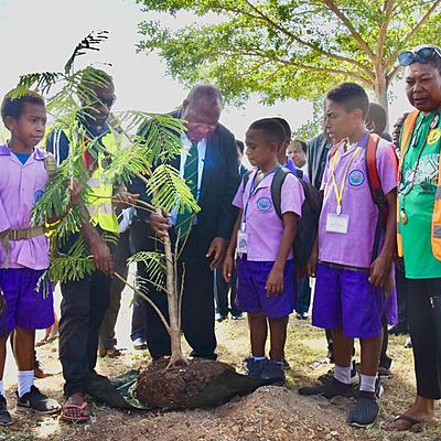 Prime Minister Marape and Government MPs Celebrate World Environment Day by Planting Trees in Port Moresby