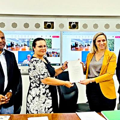 BPNG signs deal to strengthen sustainable finance