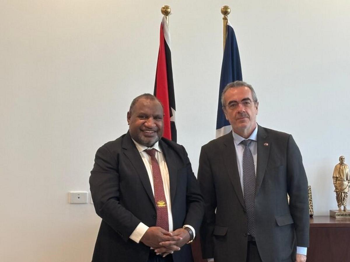 Prime Minister Marape Meets French Ambassador H.E. Pierre Fournier to Strengthen PNG-France Relations