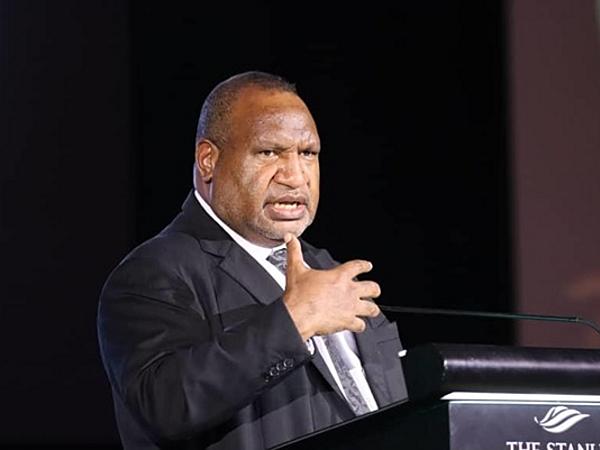 Prime Minister Marape Reaffirms Commitment to Business Growth and Economic Expansion at Back to Business Breakfast